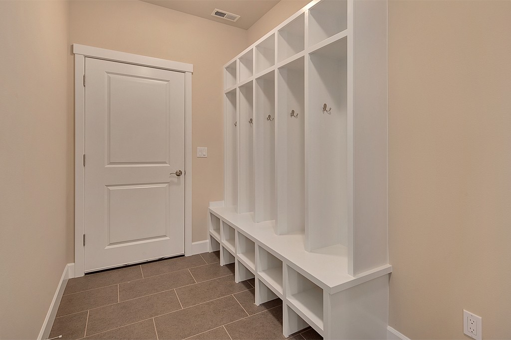 mudroom_mls