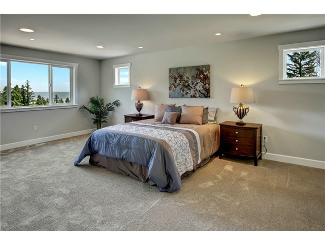 16 Master Bedroom